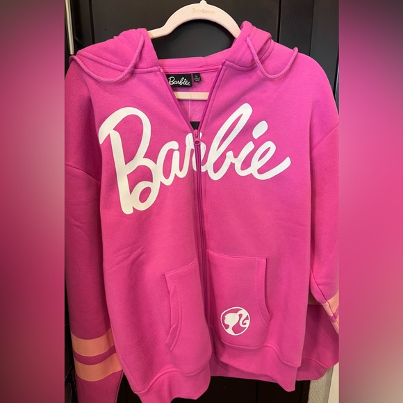 Barbie Tops - 🩷💋Rare Barbie zip up hoodie